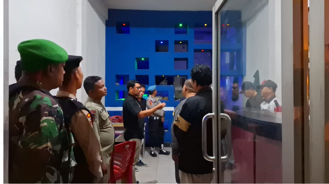 Polisi dan TNI Bersatu, Gelar Razia Gabungan, Jaga Kamtibmas Jelang Natal dan Tahun Baru di Kota Pad