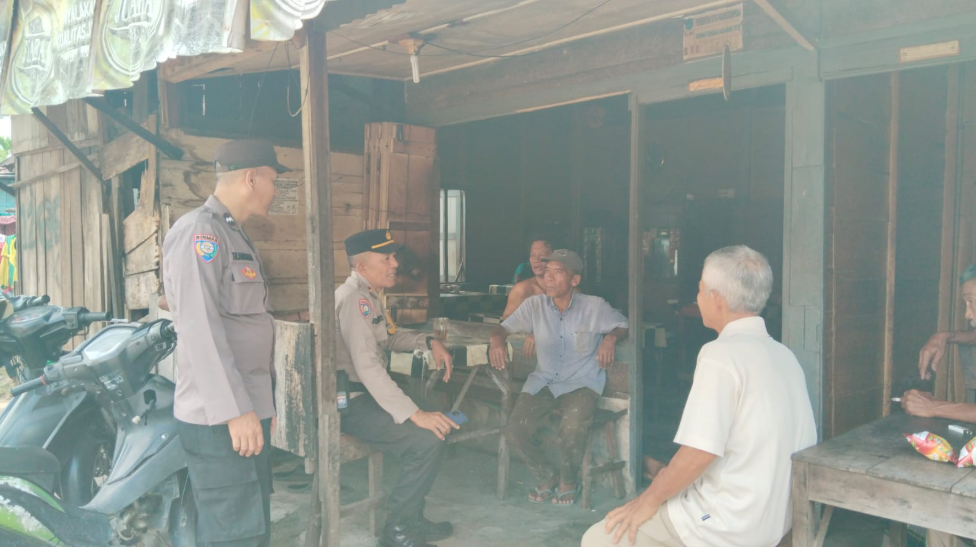 Sat Binmas Polres PSP Ciptakan Suasana Damai, Sambangi Warga Jelang Nataru