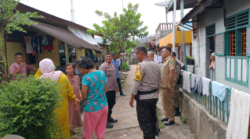 Bhabinkamtibmas Beraksi Cepat, Atasi Gangguan ODGJ di Jalan Sentosa