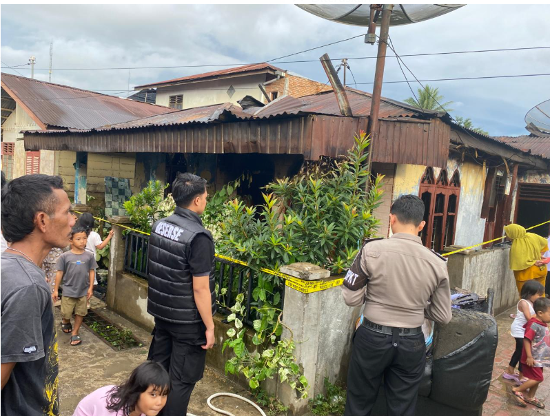 Rumah Hangus Terbakar di Jalan Janji Bangun, Diduga Korsleting Listrik