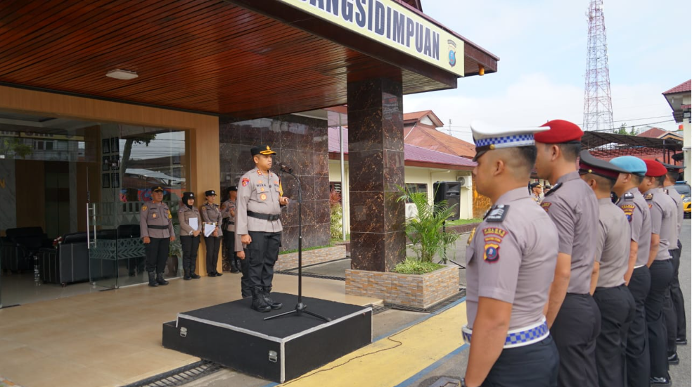 Apresiasi Dedikasi dan Pengabdian, Kapolres PSP Pimpin Kenaikan Pangkat 23 Personel