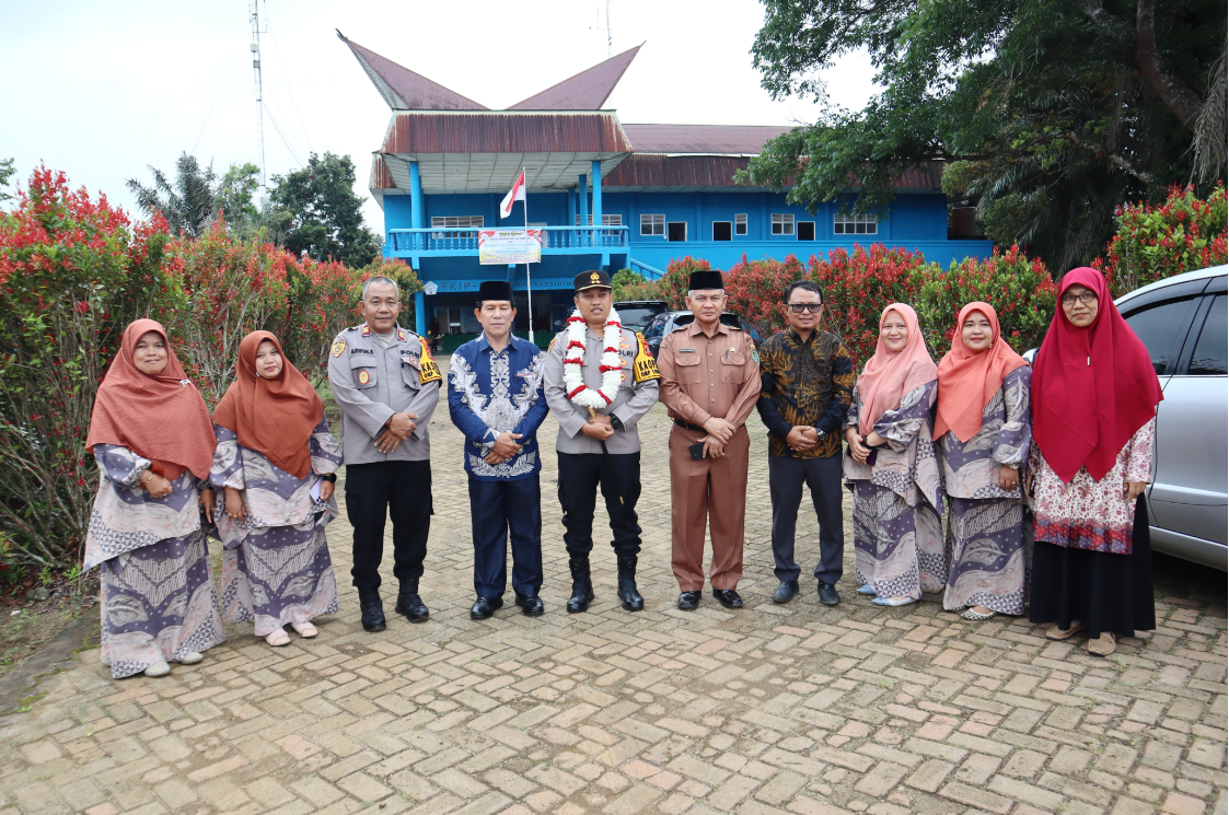 Usung thema Wawasan Kebangsaan  Kapolres Padangsidimpuan  berikan kuliah umum kepada mahasiswa  UGN
