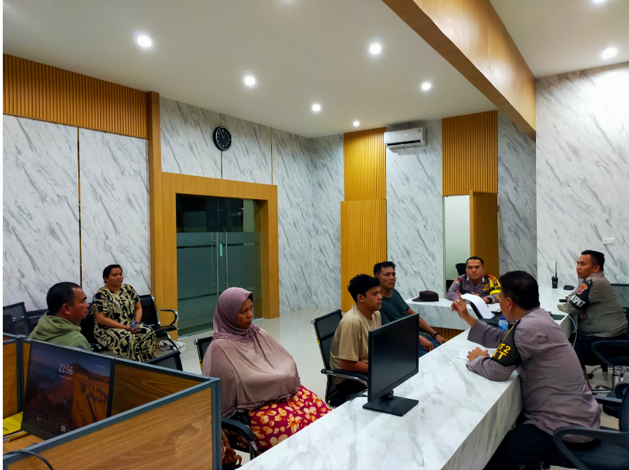 Percobaan pembongkaran  Toko grosir   di Batunadua   pelaku dan pemilik di mediasi Bhabinkamtibmas 