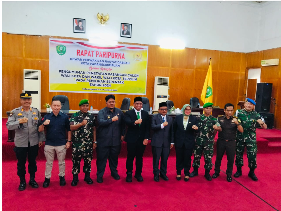 Kapolsek Batuanadua  hadiri penetapan  Wali Kota dan Wakil Wali Kota Terpilih Periode 2025-2030
