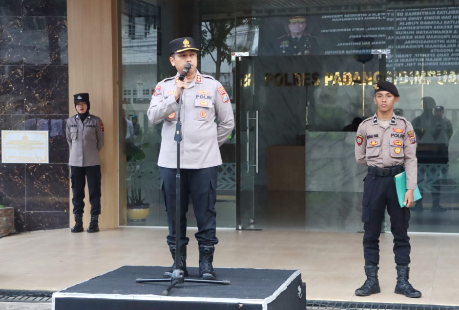 Kapolres Padangsidimpuan Pimpin Apel, Tekankan Sinergitas dan Kinerja Optimal