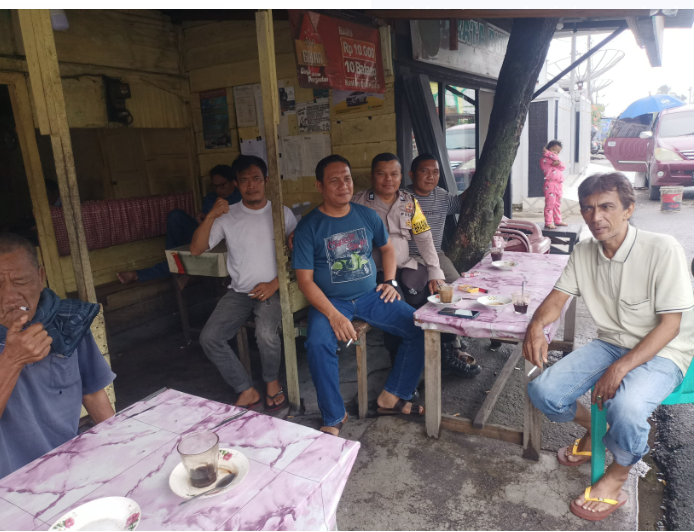 Cuaca ekstrem Bhabinkamtibmas gelar sambang dan DDS di kelurahan Bincar 