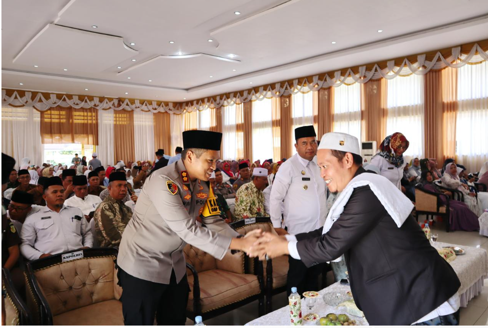 Kapolres bersama  Forkopimda  Hadiri peringatan  Maulid Nabi Muhammad SAW 1446 H 