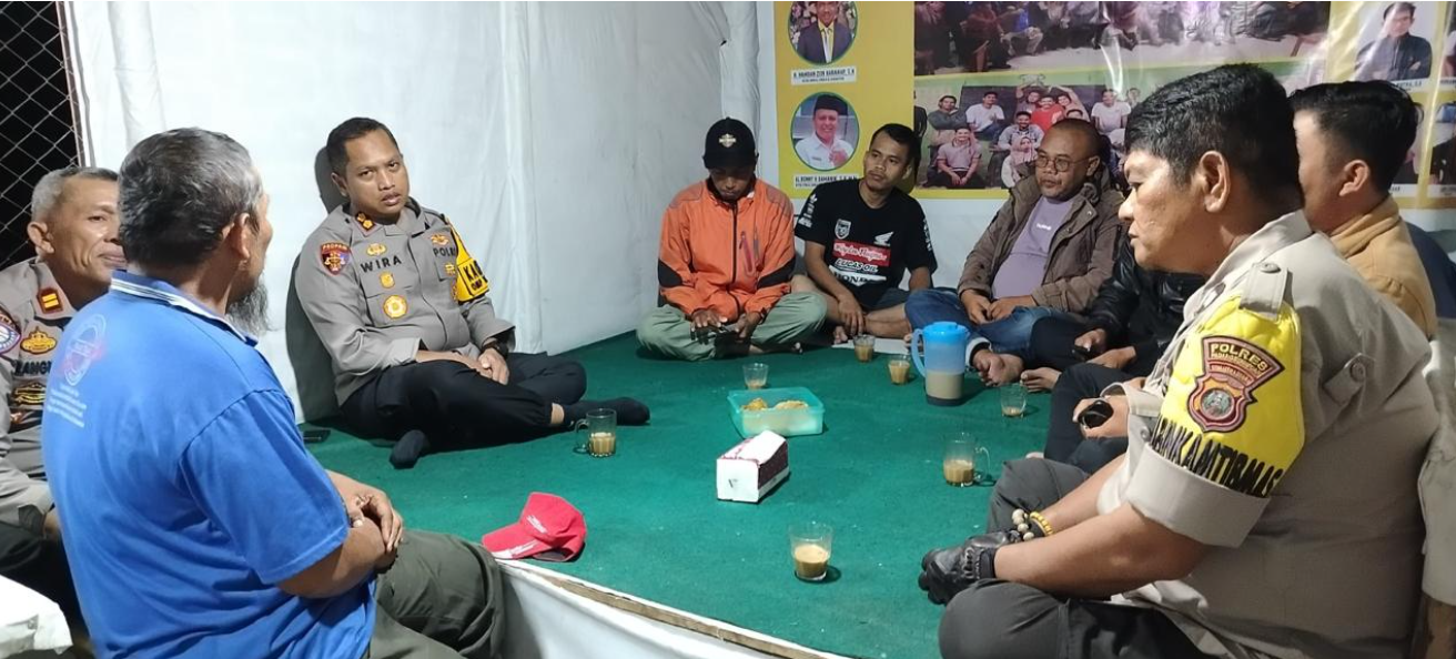 Optimalkan kegiatan Poskamling di Kota Padangsidimpuan, Kapolres PSP sambangi warga Sabungan Jae.