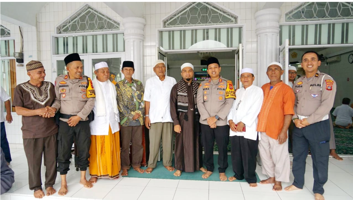 Tampung Aspirasi Masyarakat Kapolres PSP gelar program  Jumat curhat  di Masjid Al-Ikhlas Samora